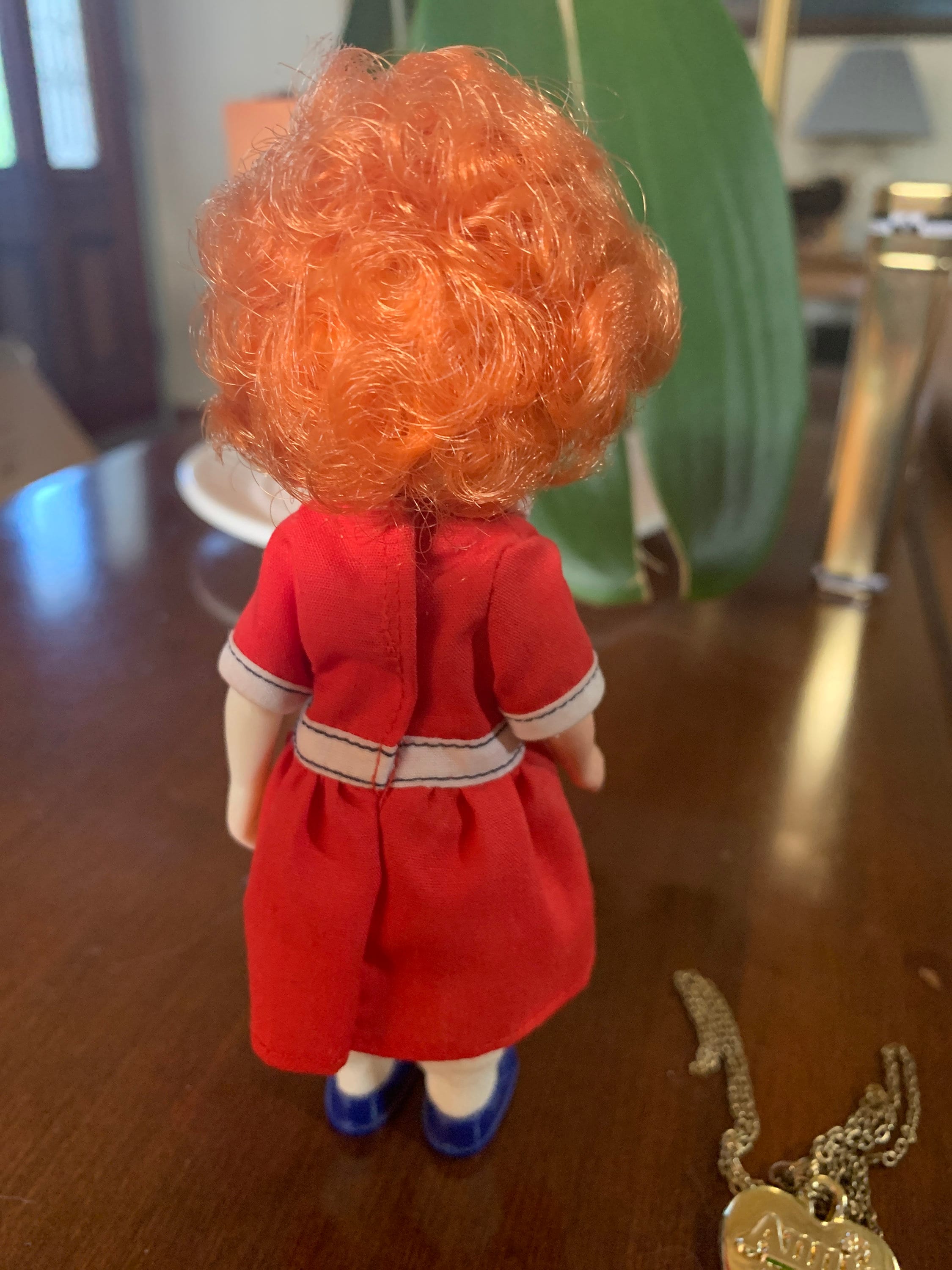 Petite Poupée Effanbee Annie Little Orphan - NRFB, Boîte D'origine (années 80)