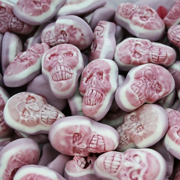 Calaveras rellenas de gelatina