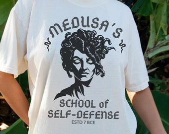 Camiseta de la Escuela de Autodefensa Medusa - Camiseta de mitología griega con colores cómodos