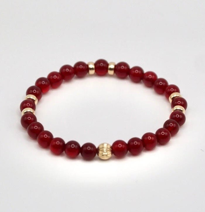 Jade Vermelho e Ouro Maciço 14K | Cristal Energético com Pedras Preciosas de Cura | Pulseira Elástica com Contas de 6 mm | Presente de Alta Qualidade para Moda e Bem-Estar