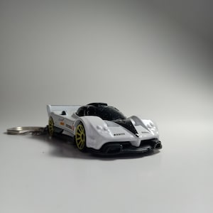 Pagani Zonda R HotWheel keychain Car keychain Keychain Truck Car Car guy Gift Car guy gift toy car toy Car enthusiast collectible