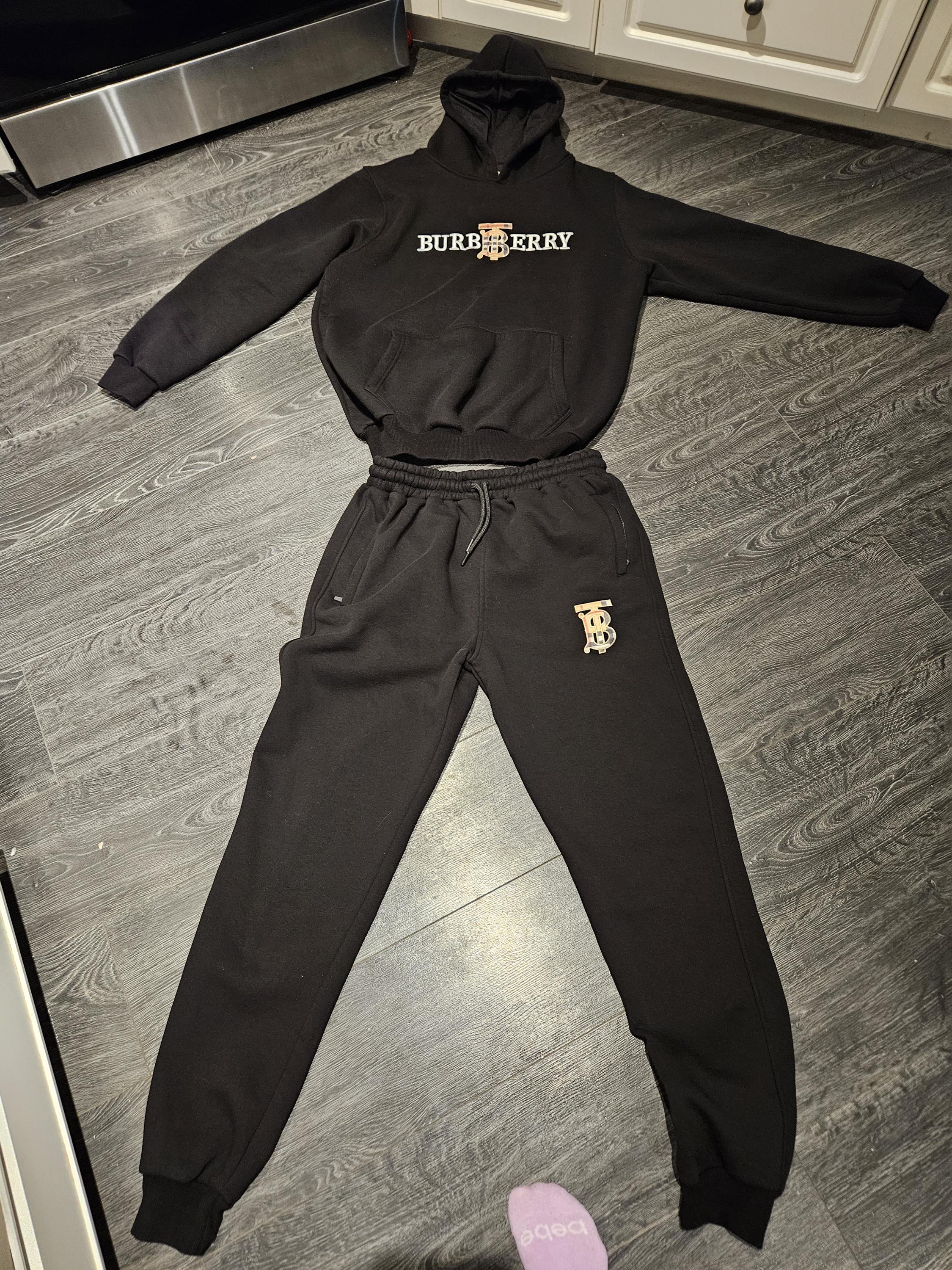 Size XXL - Unsure of Age - Black Burberry Winter Track Suit Hoodie