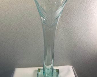 Signed R Guenther Art Glass Long Stem Light Green Crystal Vase With Frosted Leaf Design