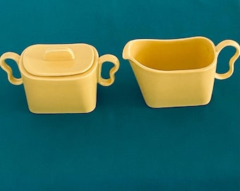 1948-1954 Franciscan Tiempo Yellow Sugar Bowl And Creamer
