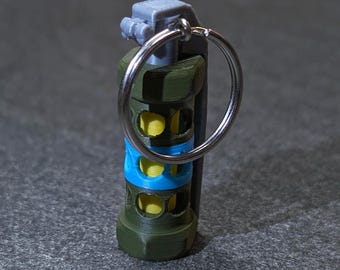 CS:GO / CS2 Flashbang Keychain | 3D Printed Grenade – Gamer Gift and FPS Fan Accessory