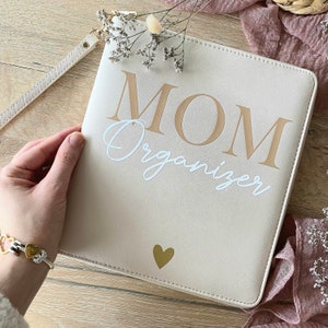 MOM Organizer, ein personalisierter Familienorganizer für Dokumentenaufbewahrung für U-Heft, Impfpässe, Reisedokumente, Familienplaner 2024 Bild 1