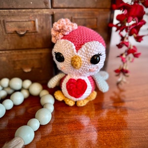 Valentine’s stuffed animal - Amigurumi- Stuffed baby bird - crochet stuffy - Amigurumi baby bird