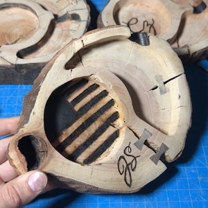 Personalized Whiskey Cigar Ashtray - Maple & Walnut - Engraving - Father&#39;s Day Gift - Groomsmen Gift - Wedding Gift Idea - Bourbon