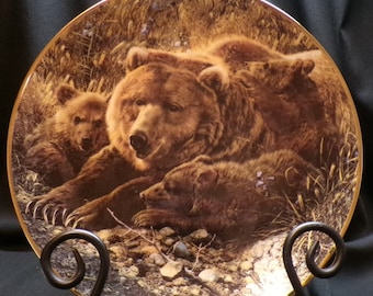 Limited Edition Grizzlies Collectable Plate