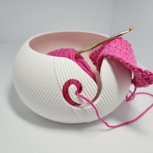 Yarn bowl Olive green leaf Regular Knitting Bowl 3D printed eco friendly  plastic Travel Crochet bowl knitter gifts 5.5 inch Yarn holder by  BlueRoomPottery