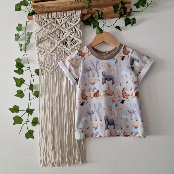 2-3 years handmade t-shirt, David attenbear Attenborough fabric, wildlife nature lover, animals, baby toddler kids, ready to ship