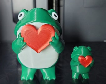 Grenouille effrontée en forme de coeur | Cadeau pour elle | Jouet de bureau amusant | Imprimé en 3D
