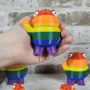 Sapo Dedo do Meio Atrevido do Orgulho LGBTQIA+ | Decoração de Mesa | Presente de Natal | Impresso em 3D