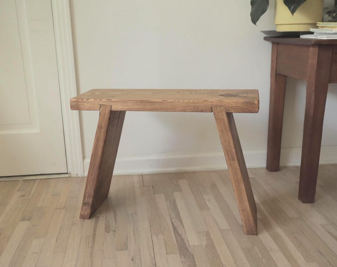 Handmade Wooden Milking Stool: Rustic Farmhouse Bench, Solid Yellow Pine