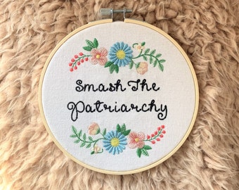 Smash the Patriarchy, florale Stickerei Hoop Kunst, feministische Statement Wandbehang 15,5 cm
