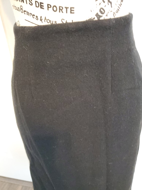 Vintage 1980s Black Wool Pencil Skirt - image 2