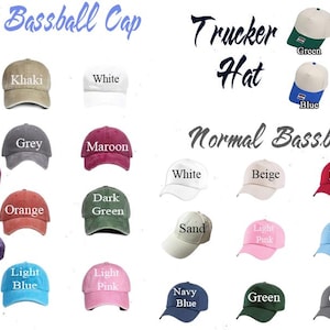 K&ouml;nnte beinhalten: Eine Sammlung von Baseballkappen und Trucker-Caps in verschiedenen Farben, darunter Marineblau, Khaki, Wei&szlig;, Schwarz, Grau, Kastanienbraun, Rosa, Gelb, Orange, Dunkelgr&uuml;n, Lila, Hellblau, Hellrosa, Sand, Rot, Beige und Blau, mit Textbeschriftungen.