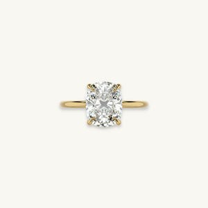 ELONGATED CUSHION CUT Solitaire