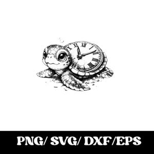 Könnte beinhalten: Eine schwarz-weiße digitale Illustration einer kleinen Meeresschildkröte mit großen Augen. Der Panzer der Schildkröte ist durch ein rundes Zifferblatt mit römischen Ziffern und zwei Zeigern ersetzt. Kleine Blasen erscheinen über dem Kopf, und der Text PNG/SVG/DXF/EPS steht am unteren Rand.