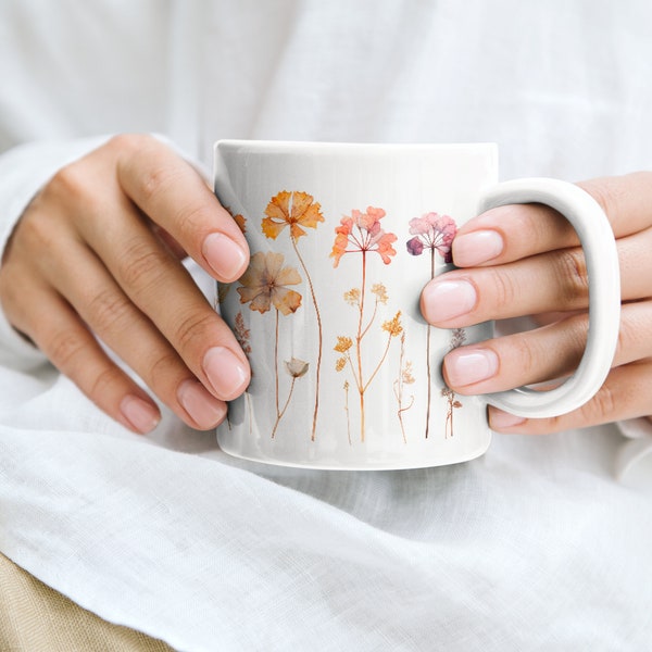 Bunte gepresste Blumen Tasse, Aquarell, Boho Herbst Wildblumen Cottagecore Kaffeetasse, Geschenk für Freundin Kinder oder Familie, 0,33 l