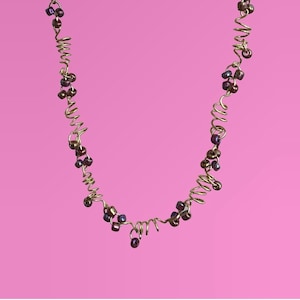 Bunch of Grapes Necklace (Gold)