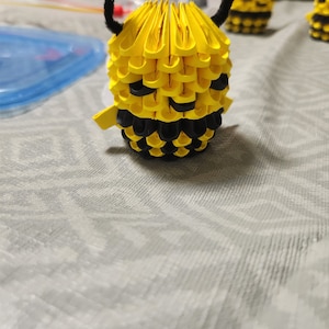 3D Origami Bee