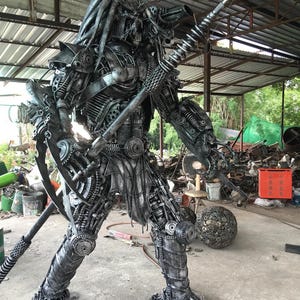 Handcrafted Sculpture - Artwork - Welded Metal - Recycled Mechanical Parts - Predator Character