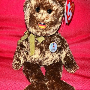 Champion Fifa Germany • Soccer Bear  Beanie Baby