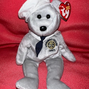 Ronnie the Ronald Reagan Bear •   Beanie Baby