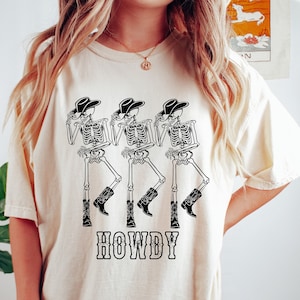 Howdy Dancing Skeleton western Halloween shirt, Halloween Shirt, Halloween Tshirt, Skeleton Shirt,  Western Graphic Tee, western sweatshirt