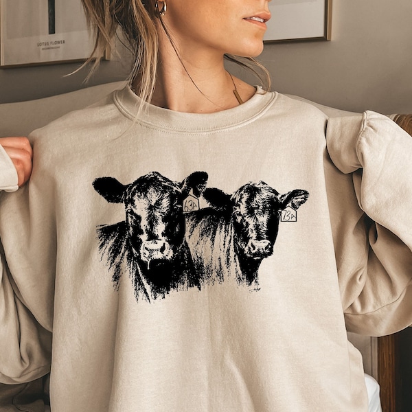 Cow Sweatshirt, Cow Shirt, Western Crewneck Comfort Sweatshirt Cottagecore Clothing Cow Sweater, Comfort Western Wear Gifts for Cow Lovers