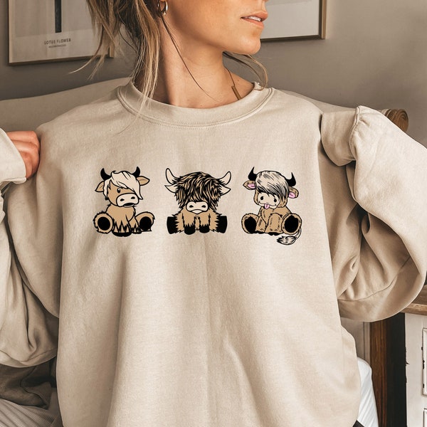 Highland Cow Sweatshirt, Cute Cow Sweatshirt, Western Crewneck, Highland Cow Shirt, Cow Gifts, Cow Shirt, Highland Cow Crewneck