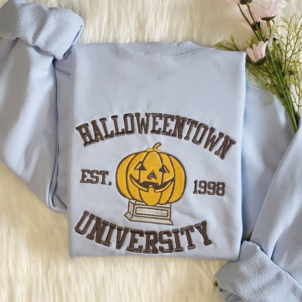 Halloweentown Universiteit geborduurd sweatshirt | Geborduurde pompoen universiteitshoodie | Halloweentown-T-shirt | Sweatshirt met ronde hals