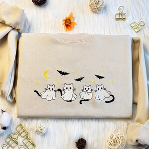 Halloween Ghost Cat Embroidered Sweatshirt, Embroidered Cat Sweatshirt, Embroidered Cat With Bat Halloween Hoodie, Unisex T-shirt