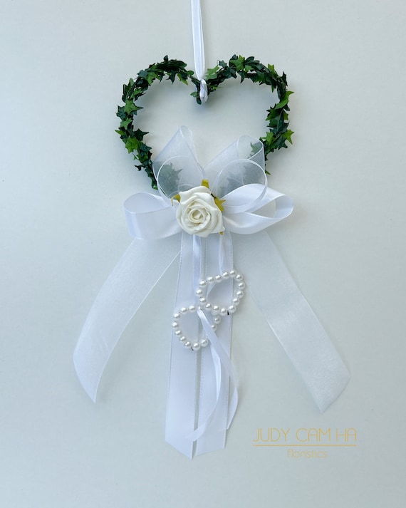 Kirchenschmuck Autoschmuck Hochzeit Efeu-Herz mit Foamrose Perlenherzen  wei/grn - Etsy.de