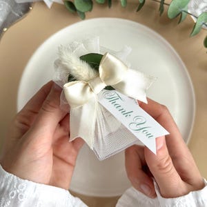 Cadeau de mariage personnalisé Jordan Amande bonbons bocal en verre, cadeau de fiançailles, faveur de Nikkah, cadeau de bonbons de mariage, cadeau de fiançailles, dragées tube