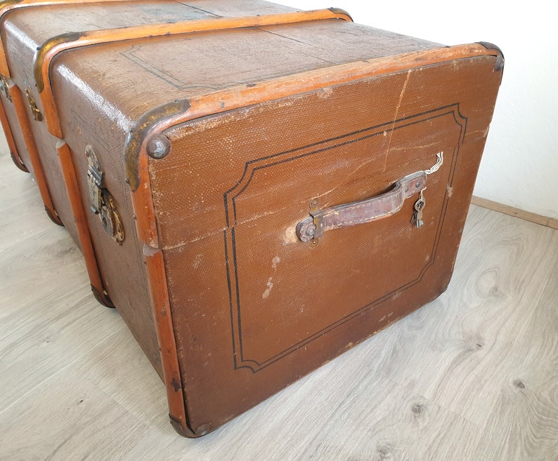 valise à vapeur antique, valise XXL, vieille valise de voyage, coffre, table basse, vintage, shabby chic, rangement, brocante, industriel, maison de campagne image 6