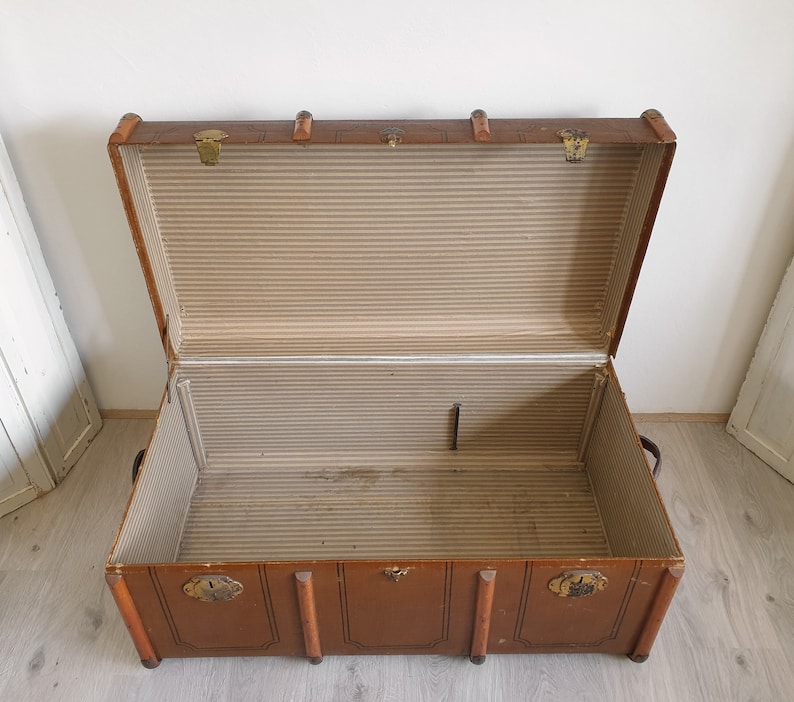 valise à vapeur antique, valise XXL, vieille valise de voyage, coffre, table basse, vintage, shabby chic, rangement, brocante, industriel, maison de campagne image 5