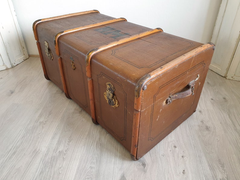 valise à vapeur antique, valise XXL, vieille valise de voyage, coffre, table basse, vintage, shabby chic, rangement, brocante, industriel, maison de campagne image 7