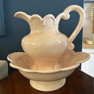 Vintage water jug and bowl