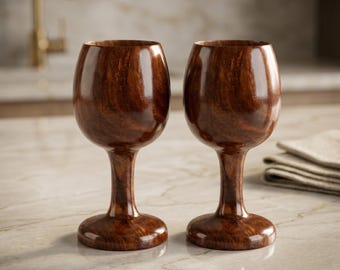 Juego de copas de vino de madera hechas a mano, cálices rústicos para beber, cristalería artesanal, vajilla de madera natural.