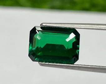 Informations sur les pierres précieuses émeraude : couleurs, signification, prix et plus encore