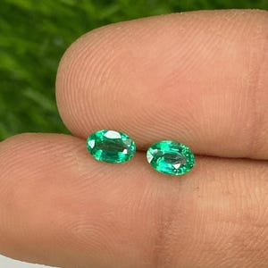 Colombian Emerald, Faceted Gemstone Cut, Synthetic Emerald, AAA Grade, Precious Stone, Oval Shaped Cut, Micro 6X4 MM, Loose Emerald,