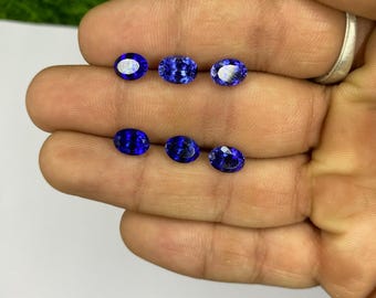 6 x 8 mm ovale diepblauwe saffier: onberispelijke synthetische AAA-edelsteen