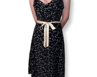 Sukienka vintage Betsey Johnson New York z jedwabiu, haftowana kwiatami, bez ramiączek, na przyjęcie herbaciane, rozmiar 6, rozmiar S, wróżka, koktajl, przyjęcie, formalny bal maturalny