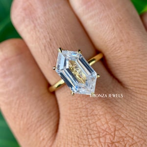 Antique 3.10 CT Dutch Marquise Cut Moissanite Solitaire 14k Solid Yellow Gold Handmade Hidden Halo Ring Gorgeous 6 Claws Wedding Jewelry