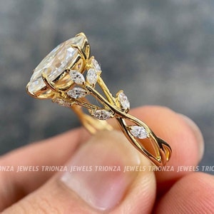 2.60 CT Marquise Cut Moissanite Engagement Gift Ring, 14K Solid Yellow Gold Floral Bridal Wedding Ring, Wedding Rings Marquise Nature Ring