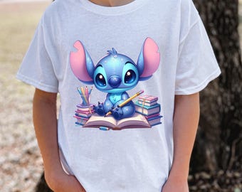 Camiseta infantil Stitch de regreso a clases: adorable camiseta gráfica. Varios colores, tallas XS-XL.