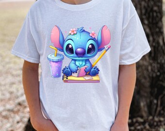 Camiseta infantil Stitch de regreso a clases: adorable camiseta gráfica. Varios colores, tallas XS-XL.