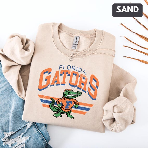 Vintage Florida Gators Sweatshirt: Retro Mascot Graphic